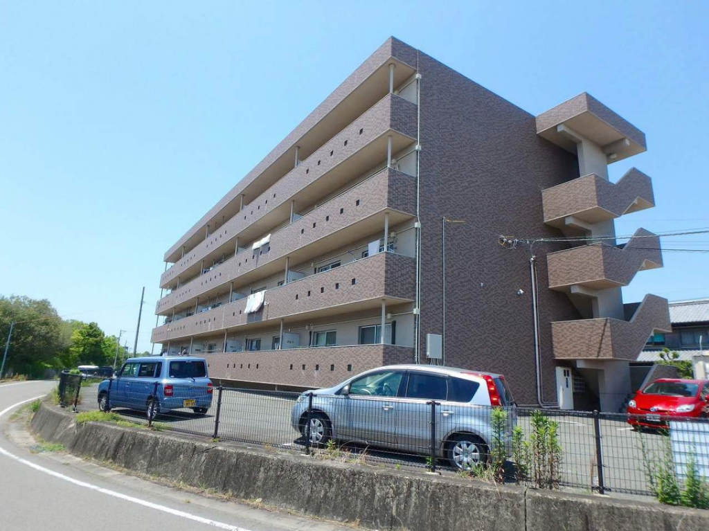 アメンド７３ 外観