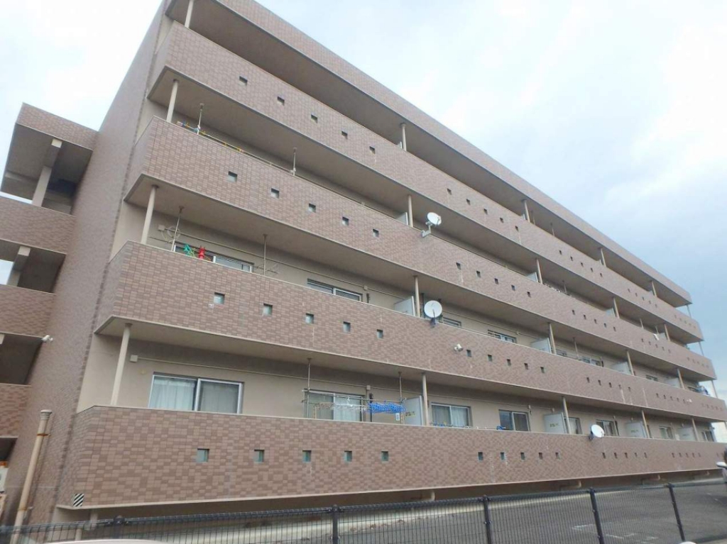 アメンド７３ 外観