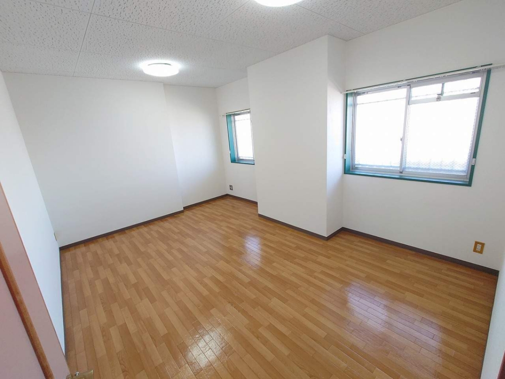 ＫＩＷＩ川内 その他