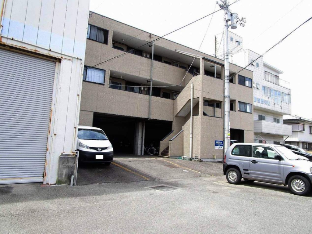 タイム１８ 外観