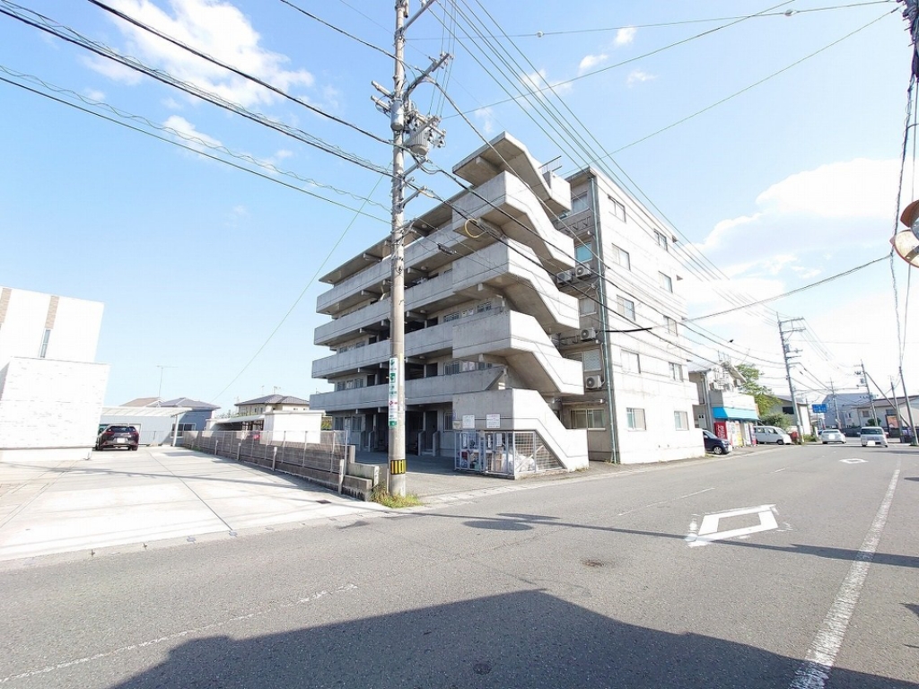 ＫＩＷＩ川内 外観