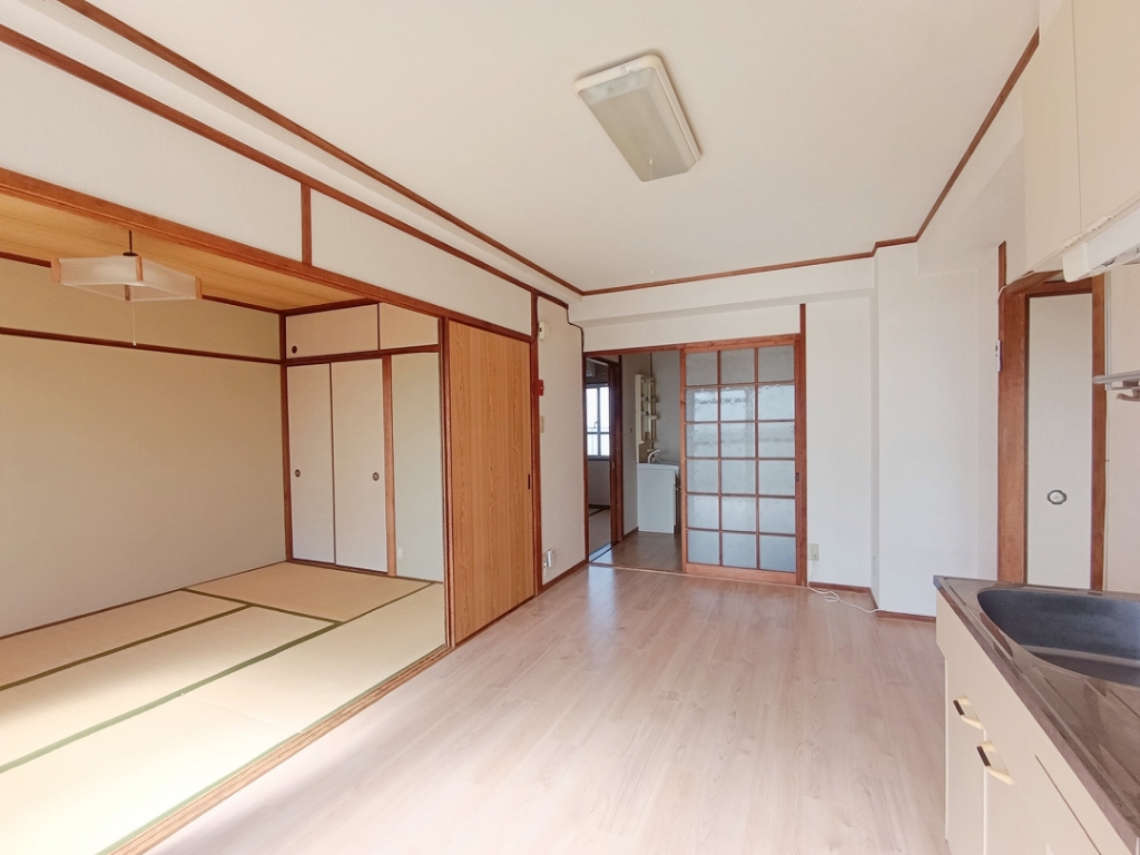 佐藤ビル 間取り