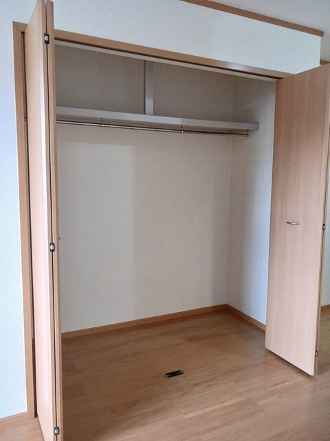 レーヴ その他