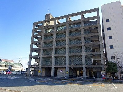 ＣＵＢＥ　２１ 外観